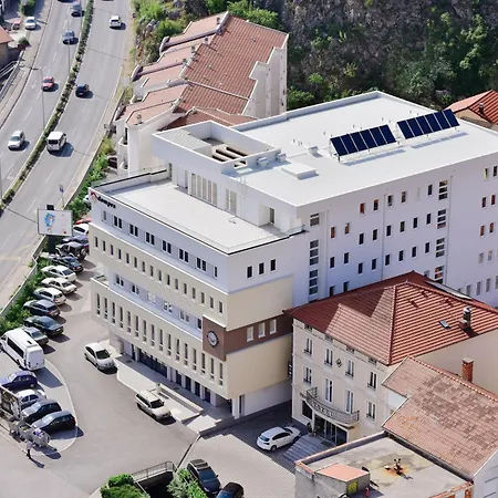 Dompes * Mostar